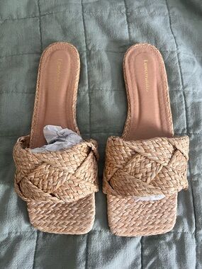 Women’s Sandals